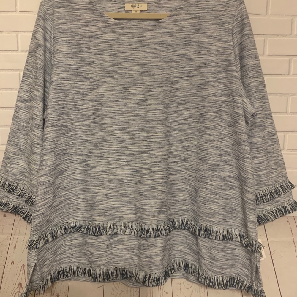NWT STYLE & CO 1 X Striped Sweater Top Blue-White